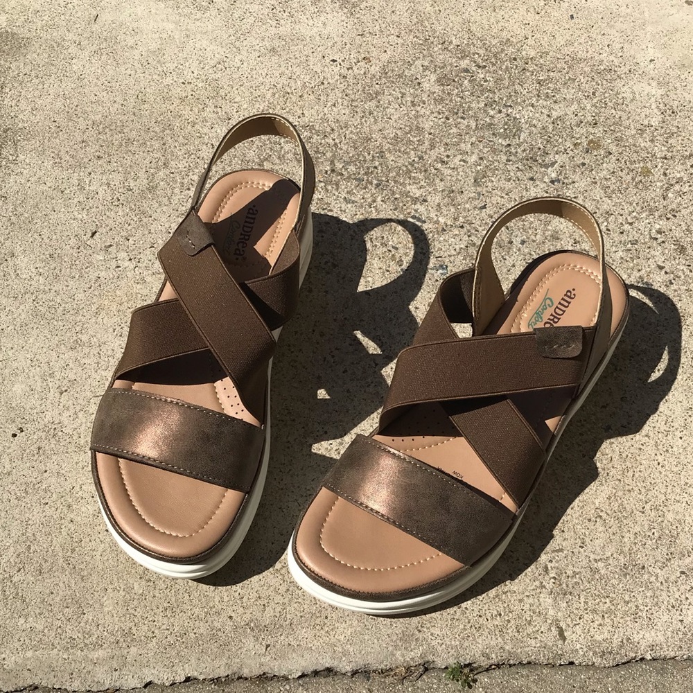 Andrea Comfort Brown and White Air Sandals